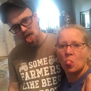 Meet your Posher, Stephania